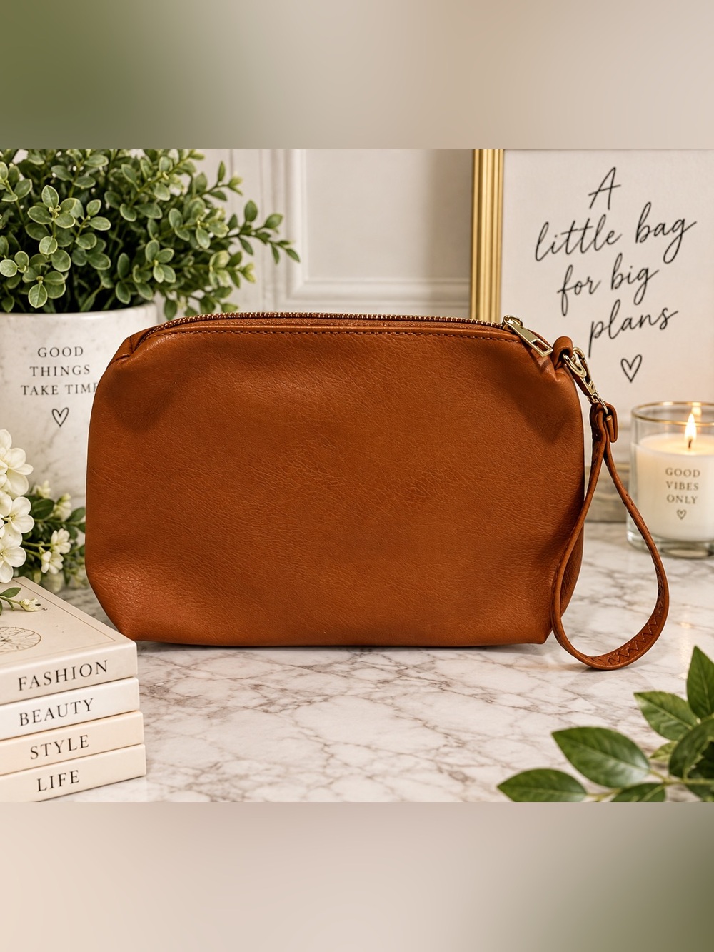 Vintage Cognac Brown Faux Leather Wristlet Clutch Crossbody Bag Gold Hardware